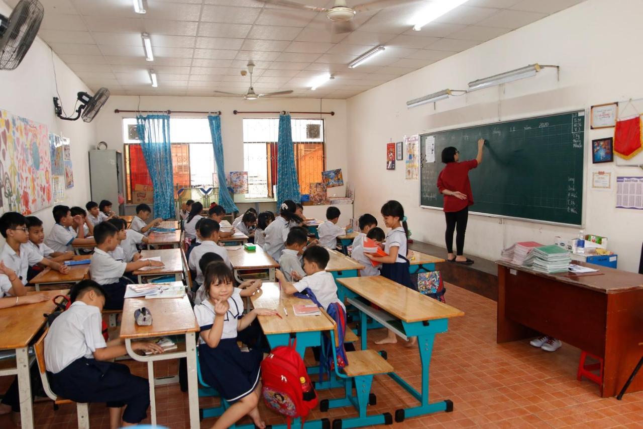 Nha Khach Lang Man - Village Chance TP. Hồ Chí Minh